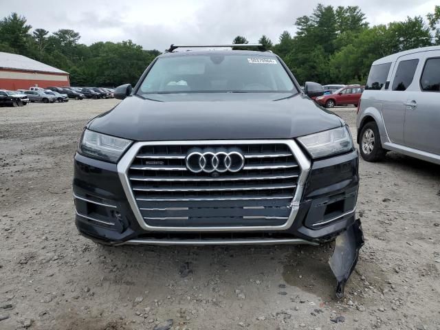 2019 Audi Q7 Premium Plus