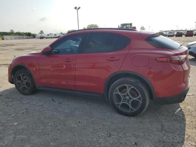 2018 Alfa Romeo Stelvio Sport