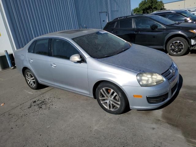 2005 Volkswagen New Jetta 2.5L Option Package 1