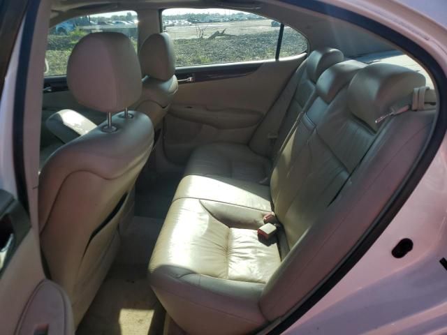 2004 Lexus ES 330