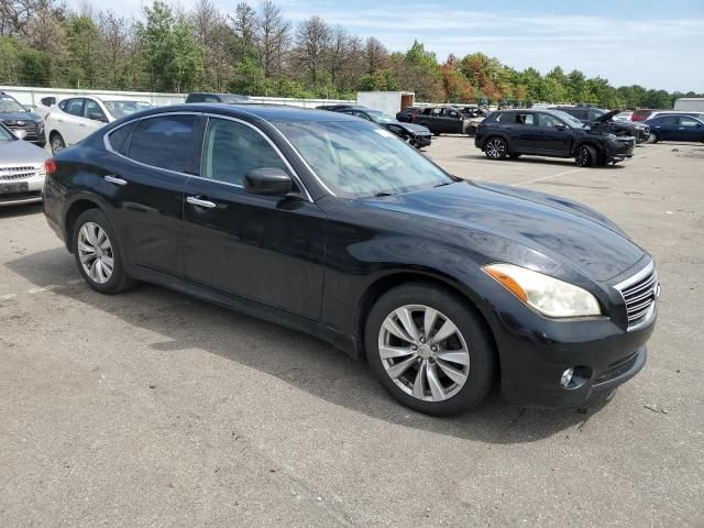 2011 Infiniti M56 X