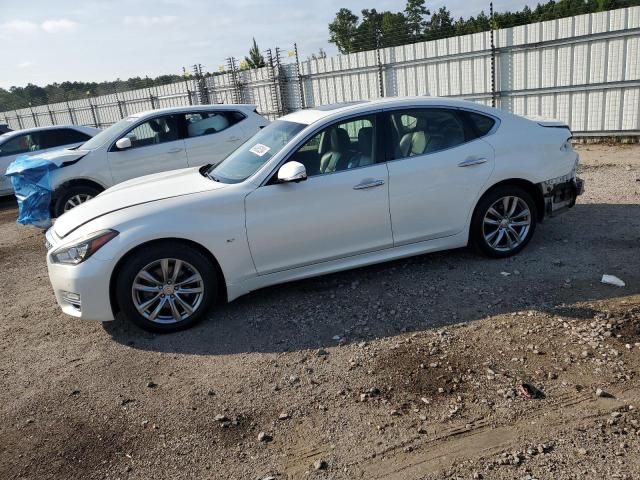 2016 Infiniti Q70 3.7