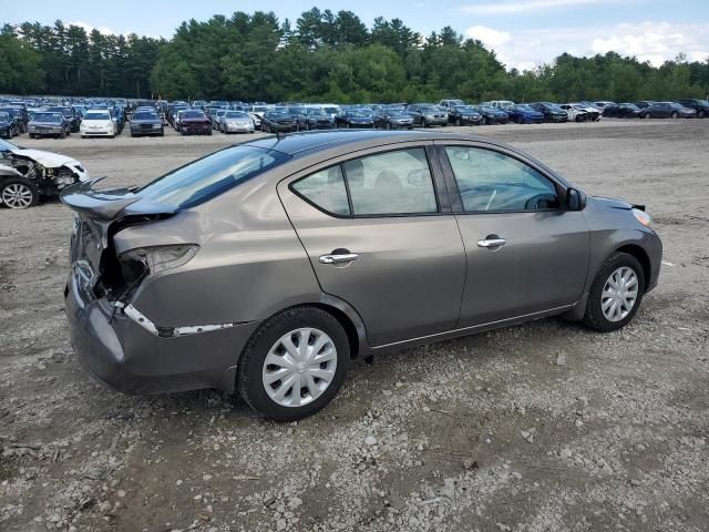 2014 Nissan Versa S