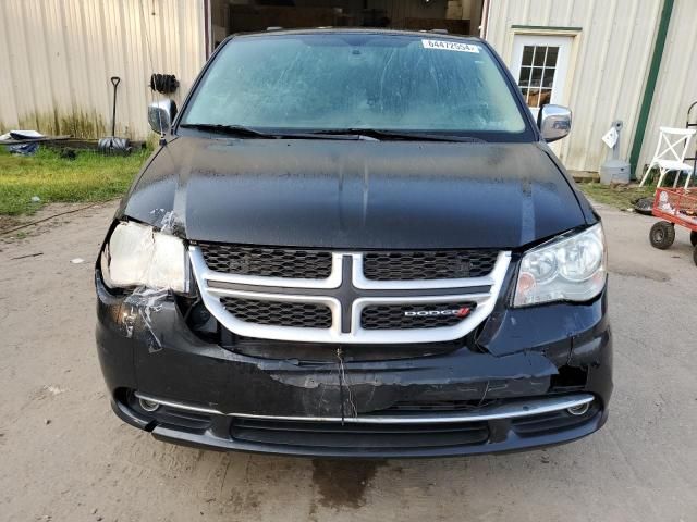 2012 Chrysler Town & Country Touring L