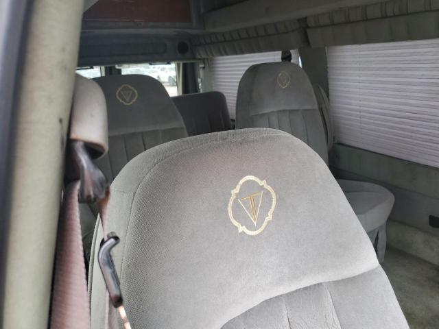 1999 Ford Econoline E150 Van
