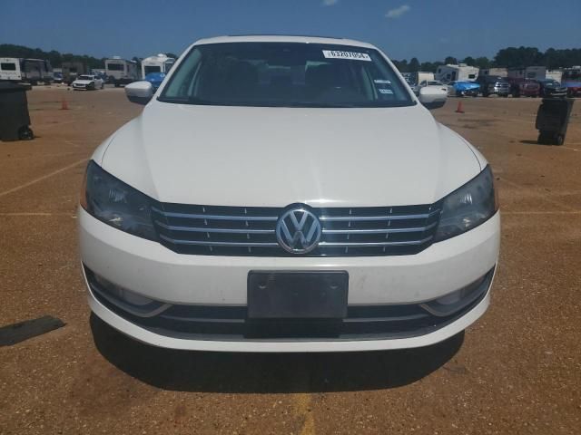 2015 Volkswagen Passat SEL