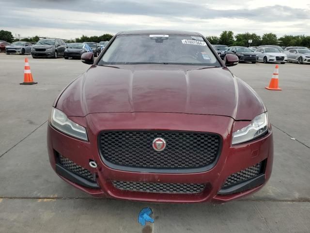 2016 Jaguar XF Prestige