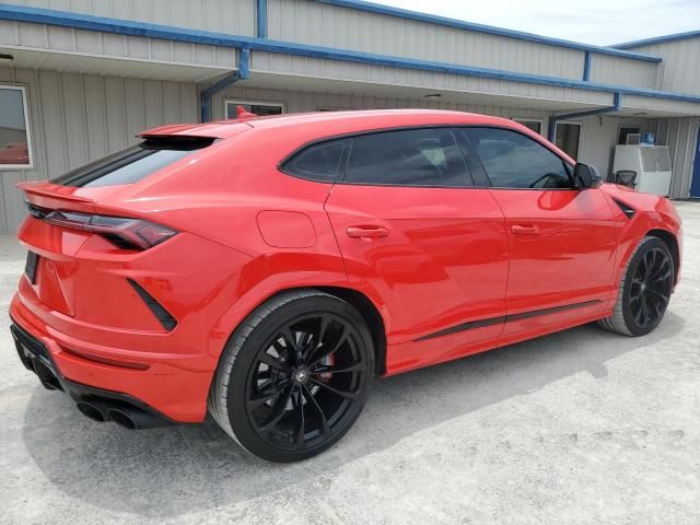 2022 Lamborghini Urus