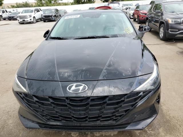 2022 Hyundai Elantra SEL