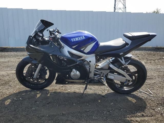 2002 Yamaha YZFR6 L