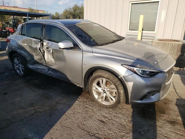 2017 Infiniti QX30 Base