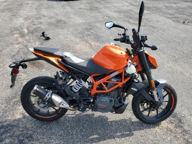 2023 KTM 390 Duke