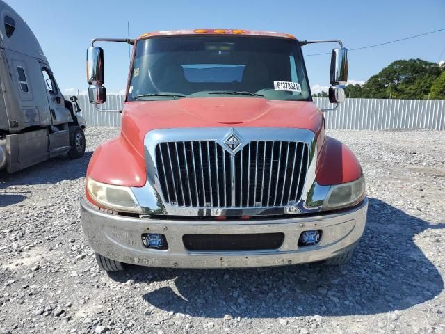 2002 International 4000 4300