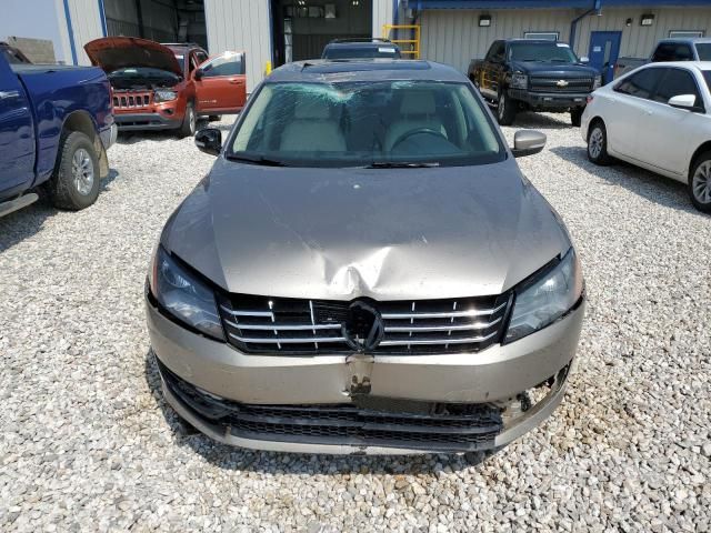 2015 Volkswagen Passat SE