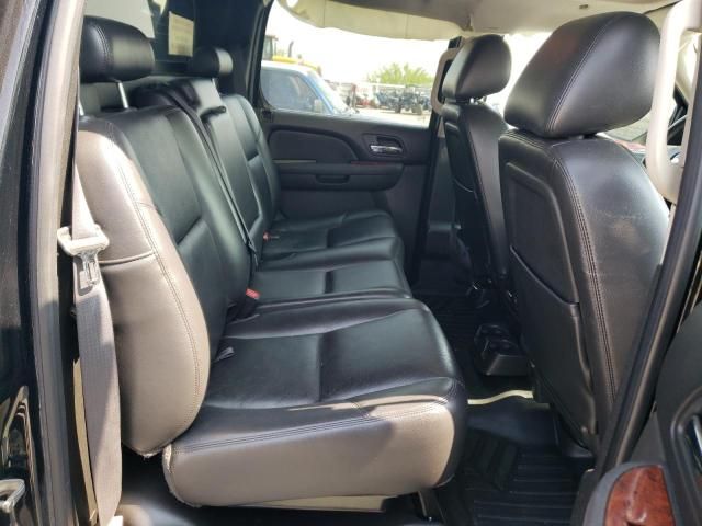 2011 Chevrolet Avalanche LTZ