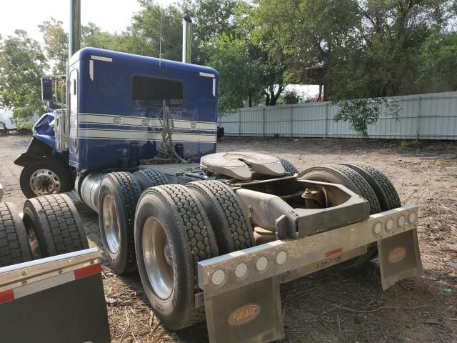 2023 Peterbilt 389