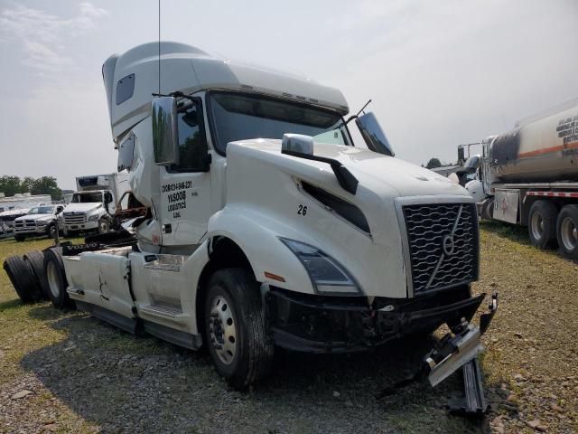 2022 Volvo VN VNL