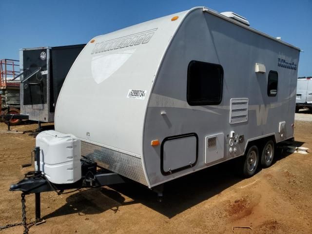 2015 Winnebago Trailer