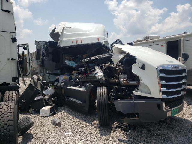 2019 Freightliner Cascadia 126