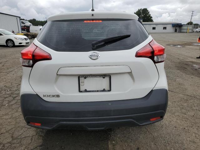 2019 Nissan Kicks S