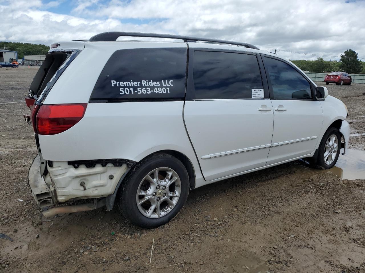 2004 Toyota Sienna xle