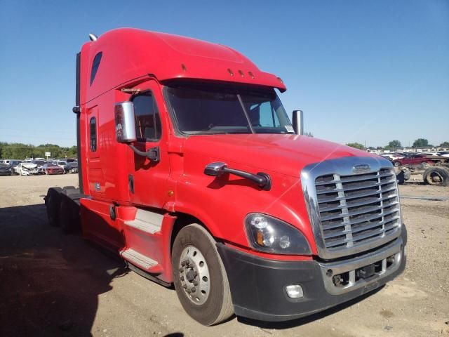 2019 Freightliner Cascadia 125