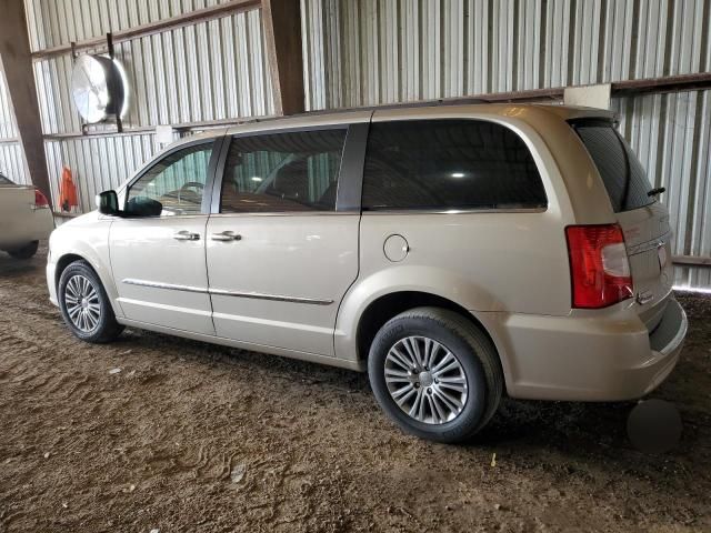 2014 Chrysler Town & Country Touring L