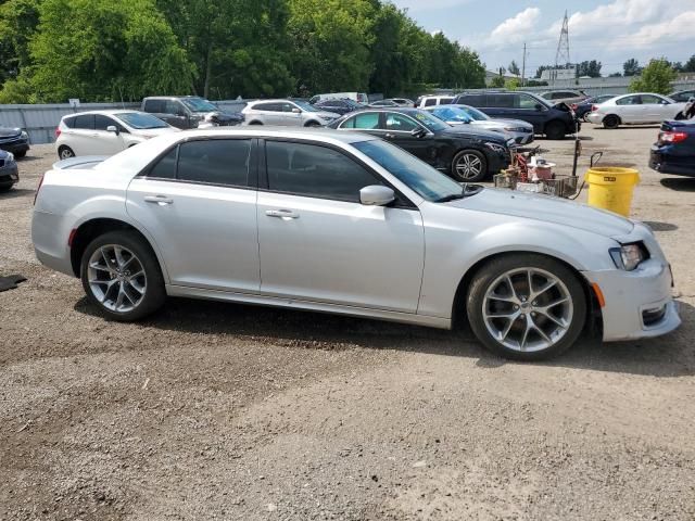 2019 Chrysler 300 S