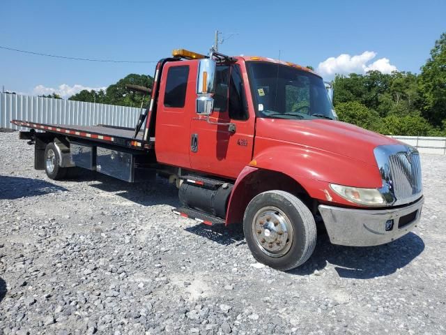 2002 International 4000 4300