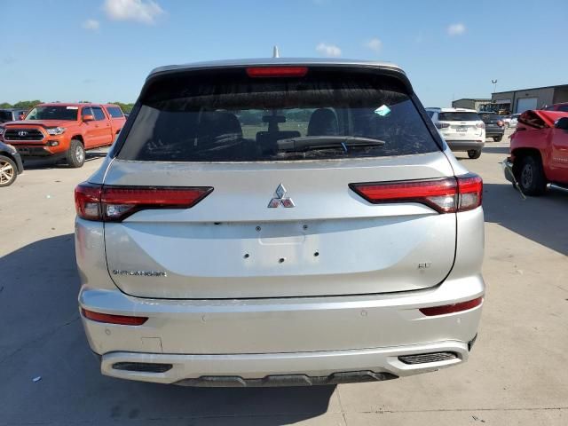 2022 Mitsubishi Outlander SE