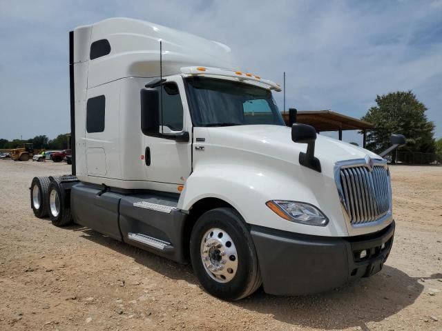 2019 International LT625