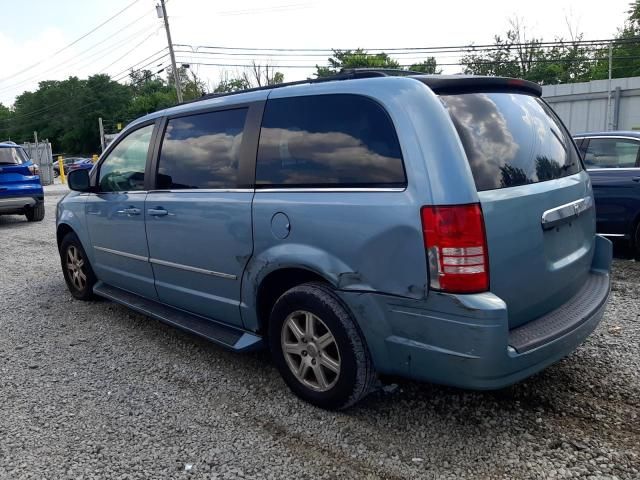 2009 Chrysler Town & Country Touring