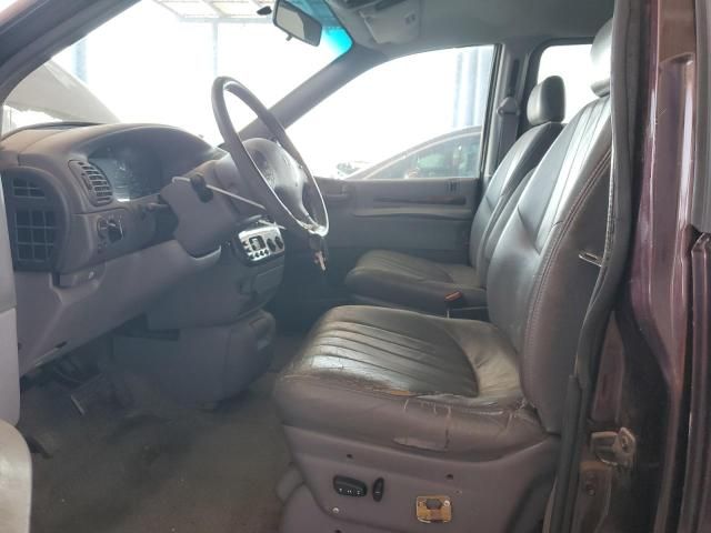 1997 Chrysler Town & Country LX