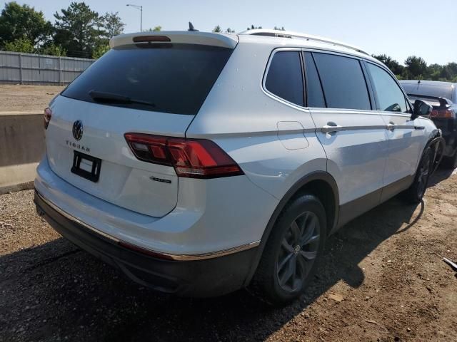 2023 Volkswagen Tiguan SE