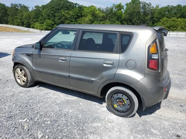 2010 KIA Soul +