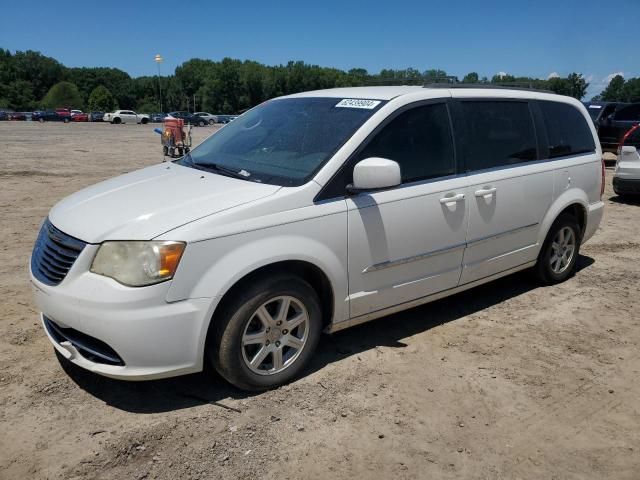 2013 Chrysler Town & Country Touring