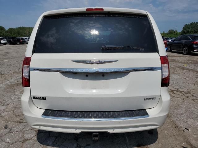 2012 Chrysler Town & Country Limited