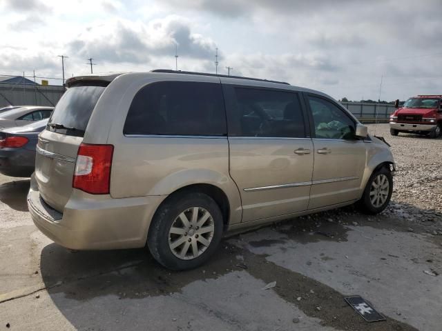 2013 Chrysler Town & Country Touring