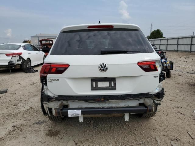 2018 Volkswagen Tiguan SE