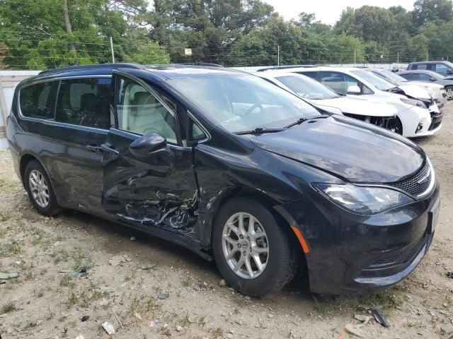 2021 Chrysler Voyager LXI