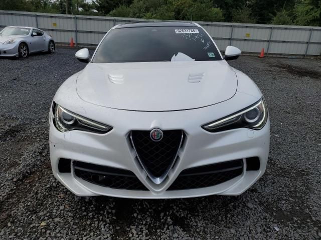 2018 Alfa Romeo Stelvio Quadrifoglio