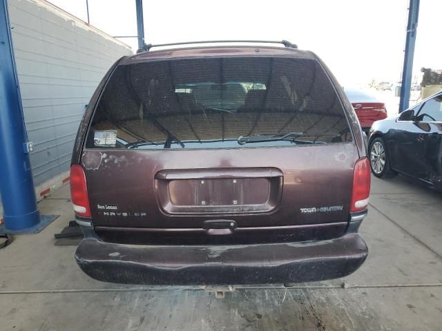 1997 Chrysler Town & Country LX