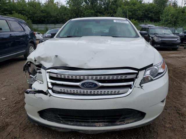 2010 Ford Taurus SE