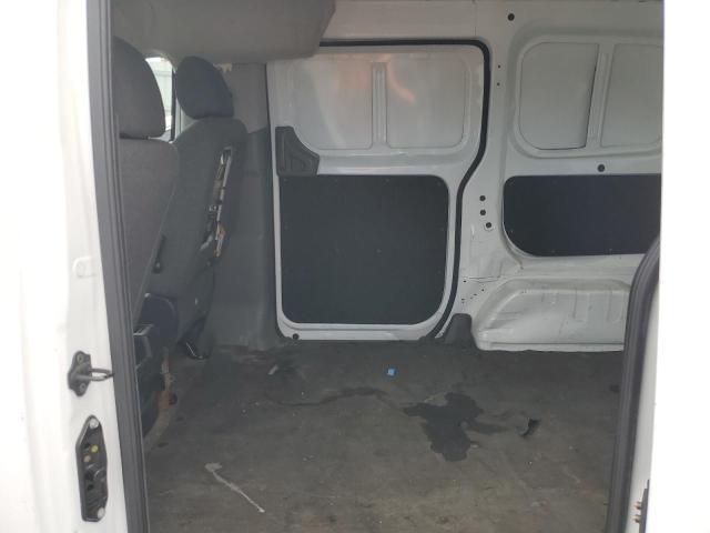 2017 Niss NV200