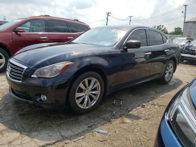 2013 Infiniti M56 X