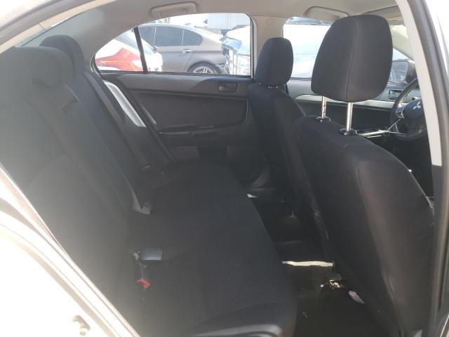 2015 Mitsubishi Lancer es