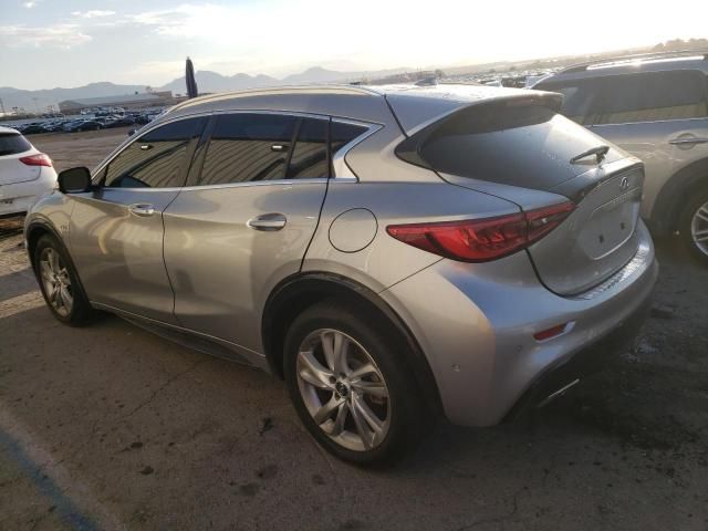 2017 Infiniti QX30 Base