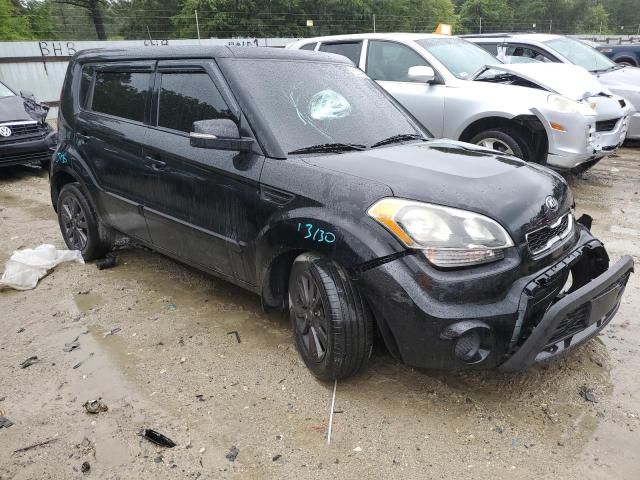 2013 KIA Soul +