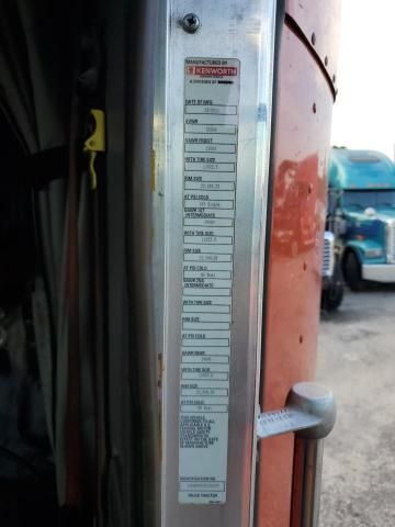 2012 Kenworth Construction T660
