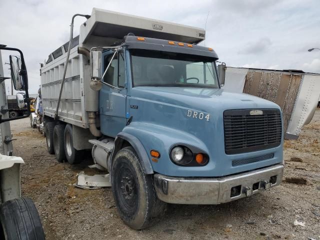 2000 Freightliner Medium Conventional FL112